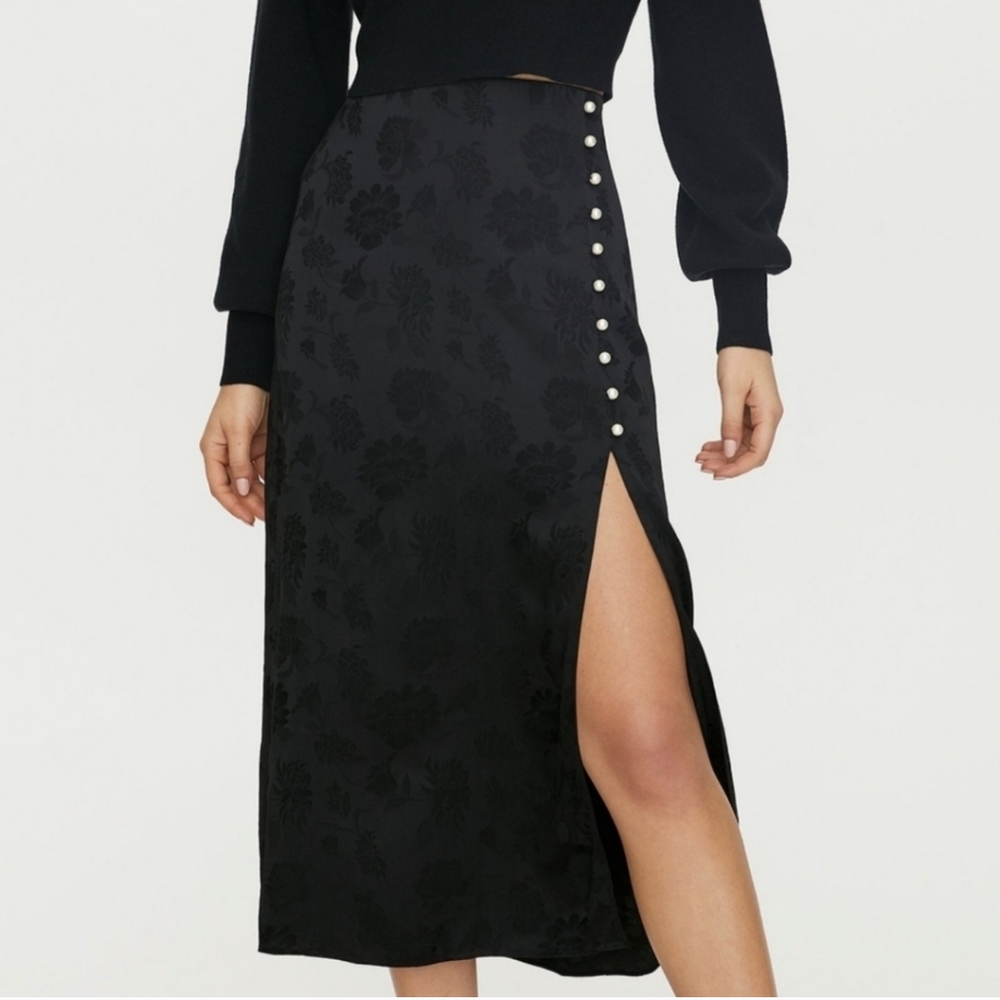 Wilfred Black Floral-Jacquard Midi Skirt with Pearl Side Buttons